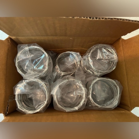 (12) Alloy Silver Finish Modern Napkin Rings New In Box - Picture 7 of 7
